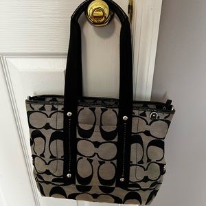 Coach C Signature Handbag No 18855